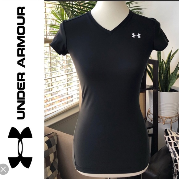 Under Armour Tops - Under Armour Heat Gear Women’s Shirt